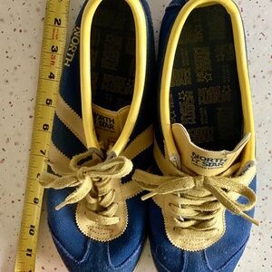 Vintage NORTH STAR Shoes. St. Louis Blues Colors. Blue Suede Yellow Size 10 mens